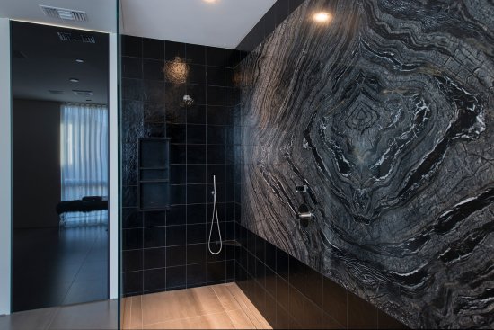 Georgina Avenue Santa Monica modern home marble wall shower