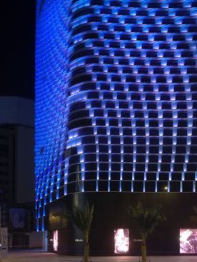 Each fixture needs to fill the full 3.3-foot height of the glass fins with light.