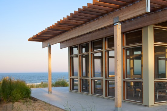 Horizontal view of the South end of the screen porch