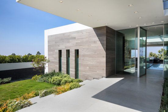 Custom modern architectural home in Beverly Hills.