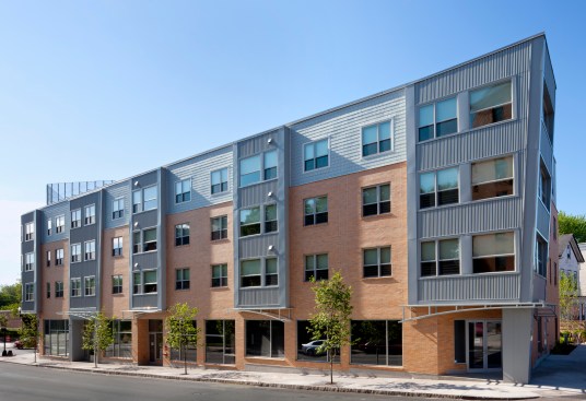 270+Centre+long+veiw+from+corner+of++Wise+St.+and+Centre+St.