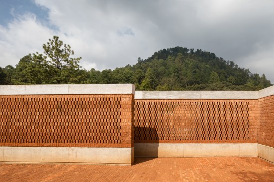 Terreno House