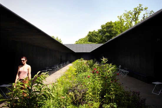 Serpentine+Gallery+Pavilion+2011%2c+designed+by+Peter+Zumthor