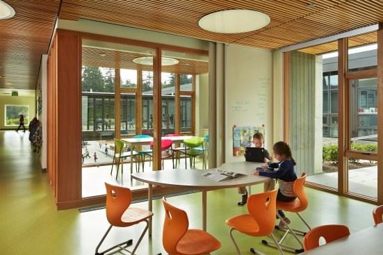 Classroom+arrangements+foster+collaboration+and+connectivity.