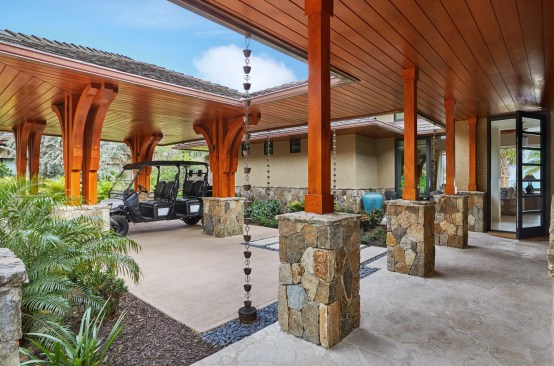 Cheemaun Beach Villa Porte-Cochère by OBMI Architecture Firm