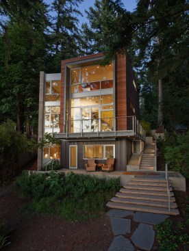 Hansen Road House on Bainbridge Island, Wash., by Coates Design. Photo by Andrew Waits.