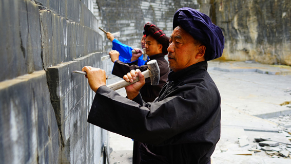 
Stone extraction from Chetian Village's pit 