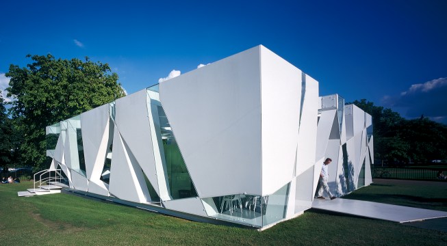 Serpentine+Gallery+Pavilion+2002%2c+designed+by+Toyo+Ito+and+Cecil+Balmond+with+Arup