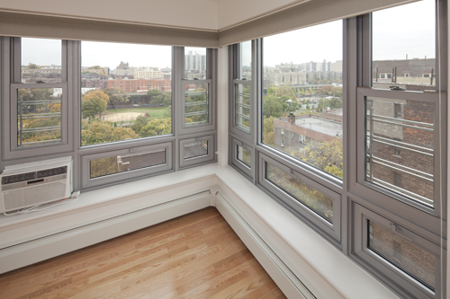 Corner+window+detail