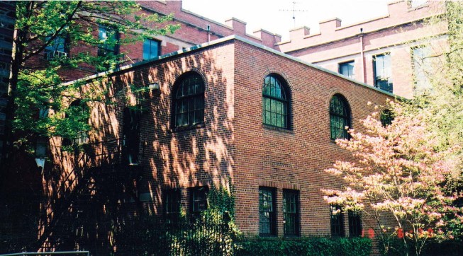 A 1940s two-story addition was demolished to make way for the new addition, which connects more uniformly with the existing Hunt building.