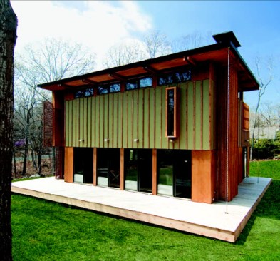 From file "058r2_ra_hws" entitled "CustomLess3.qxd" page 01