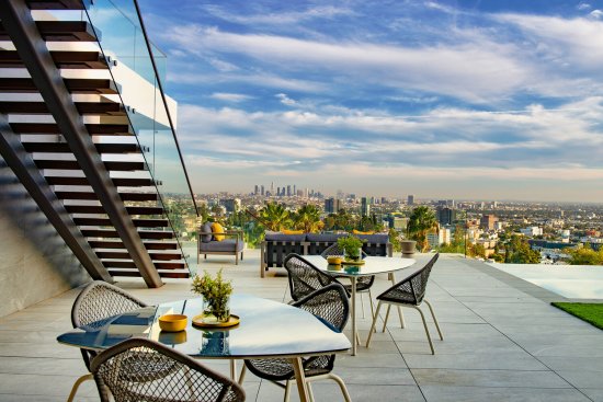 Rooftop car parking at Los Tilos Hollywood Hills home.