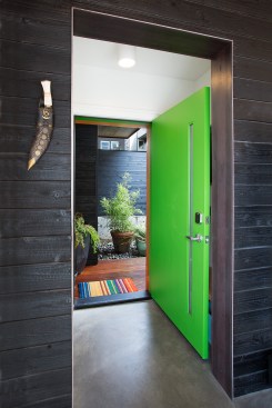 Central Area Backyard Cottage