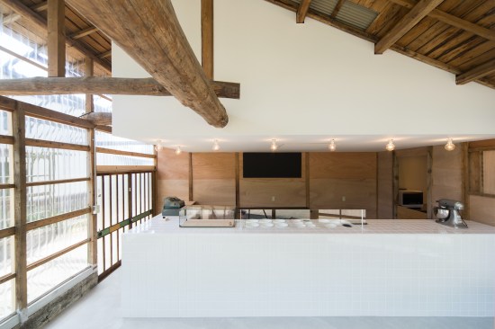 Counter covered with the 10x10 white tiles