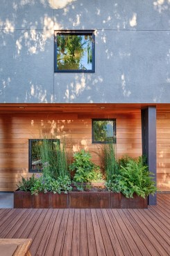  Detail of the educational and administrative support spaces wing.