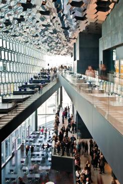 Caf? and seating areas in the conference hall foyer