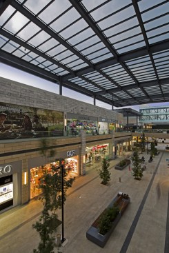 Via Vallejo - Grow Arquitectos