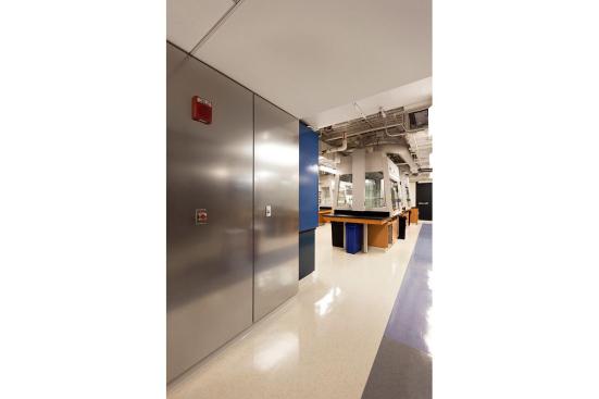 LEVELe Wall System with Float panels in Stainless Steel with Linen finish at Boston University, Organic Chemistry Lab, Boston, Massachusetts