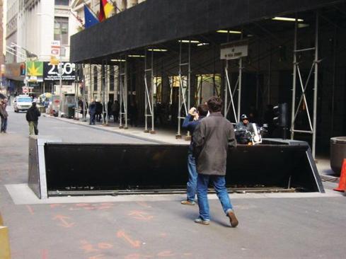 Clamshell Barrier