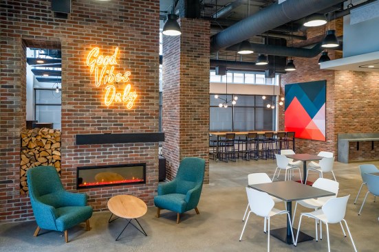 Shared Dining/Lounge