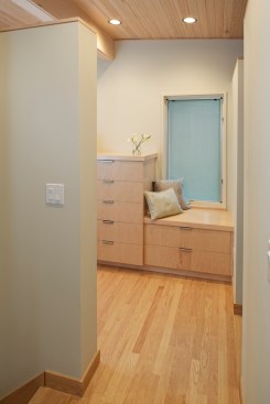 Mid-Century Sanctuary (Cushing Terrell)