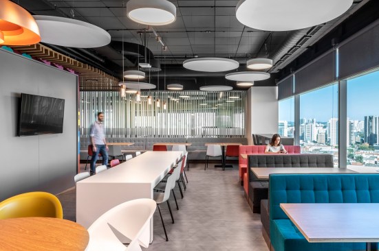 Willis Towers Watson Latin America Headquarters by Perkins and Will