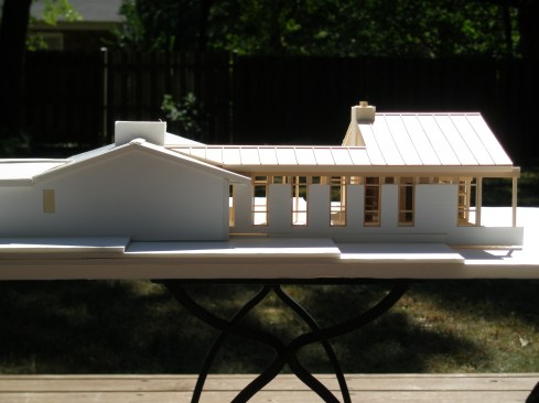 GriD Courtyard House_model photograph
