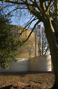 The+chapel+is+situated+in+the+small+village+of+Cuddesdon+in+rural+Oxfordshire%2c+around+ten+miles+from+Oxford+city+center.
