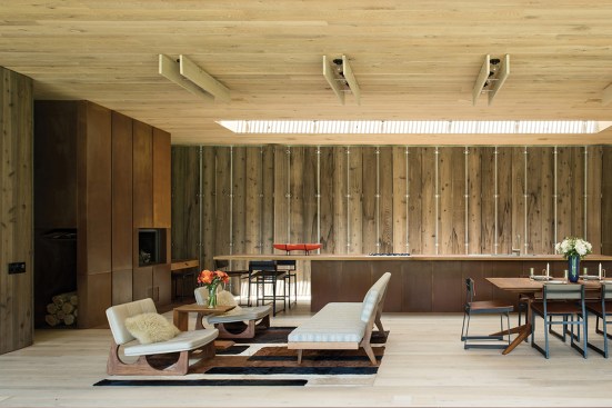 Elizabeth II by Bates Masi + Architects