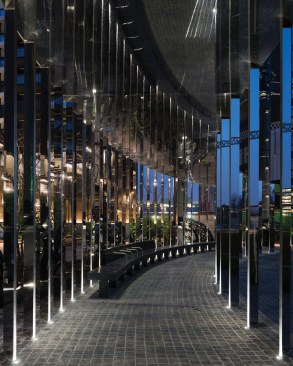 Separate LED uplights, one type for the canopy and another for the gasholder, highlight the two different structures; the luminaires are programmed via a lighting control system to sequence through an illumination cycle to animate the park and surroundings while engaging visitors.