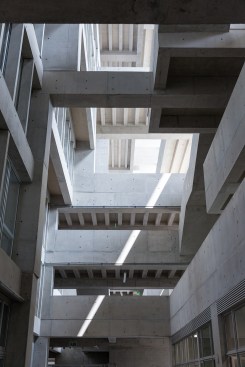 Universidad de Ingeniería & Tecnología (UTEC), Lima, Peru, by Grafton Architects