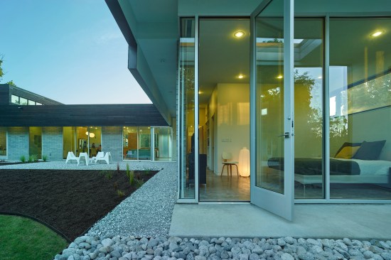 Graphic House