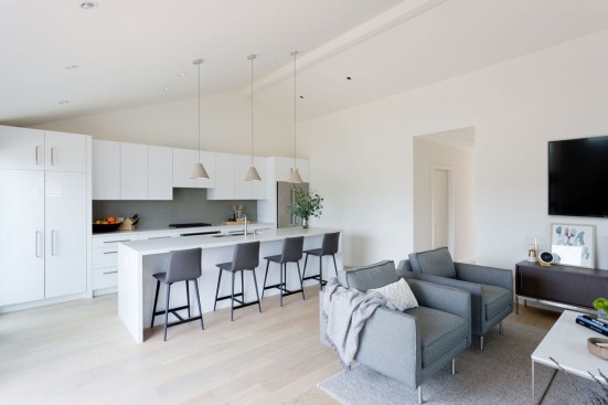 Photo by Amy Bartlam. Design by HH Design.