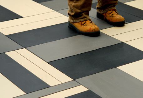 Interstyle Earthenglass is a tile that is made from a blend of ceramic and post-consumer recycled glass. The full-bodied tile is available in 15 earth tones and five sizes. 
www.interstyleclay.com