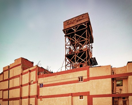 A tall rooftop appendage adorns an edifice along Cairo's south ring road.