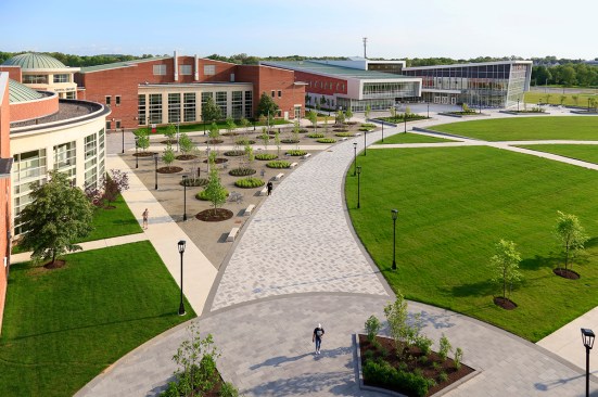A network of walking paths serves to connect students to buildings, parking lots, and other areas of the campus.