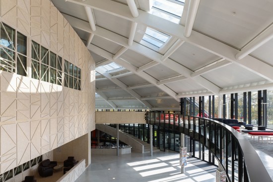 Institut Le Rosey Carnal Hall