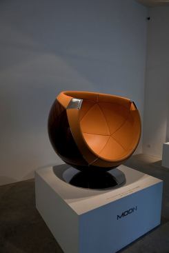 The Dutch Standard's wooden Moon chair added a little 
2001: A Space Odyssey to the burgeoning new Salone neighborhood called Ventura Lambrate. 
thedutchstandard.com
