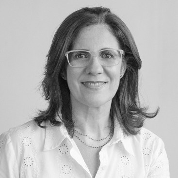 Monica Luz Lobo