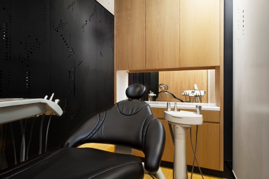 Studio Dental, by Montalba Architects