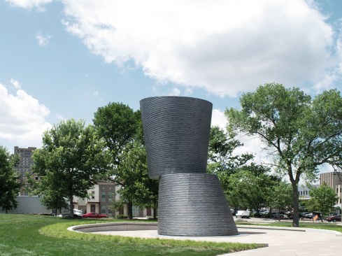 A Monumental Journey, Des Moines, Iowa