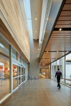 Rypien Foundation, Providence Sacred Heart Medical Center & Children's Hospital. New emergency wing. Spokane,  Washington.
Client: Mahlum Architects.
© Copyright 2012 Benjamin Benschneider All Rights Reserved. Usage may be arranged by contacting Benjamin Benschneider Photography. Email: bbenschneider@comcast.net or phone: 206-789-5973.