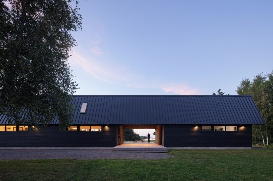 The Meet in the Middle House by Peter Braithwaite Studio.