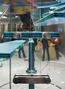 Apple Store 67th St, Location: New York NY, Architect: Bohlin Cywinski Jackson