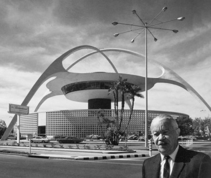 Shulman's portrait of Williams in front of the Theme Building at LAX