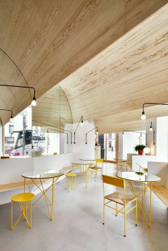 Bar Nou: Spatial Identity System