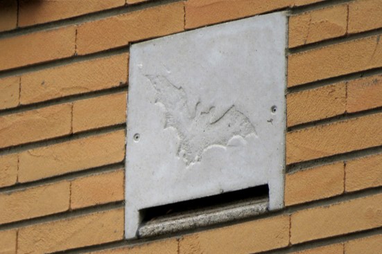 Dutch law requires that the renovated buildings provide nesting places for bats and certain species of birds that benefit the natural ecosystem.