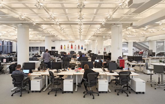 The lighting system runs through a custom-designed circadian rhythm program throughout the day. In the evening, the lighting system returns to a warm-hued light.