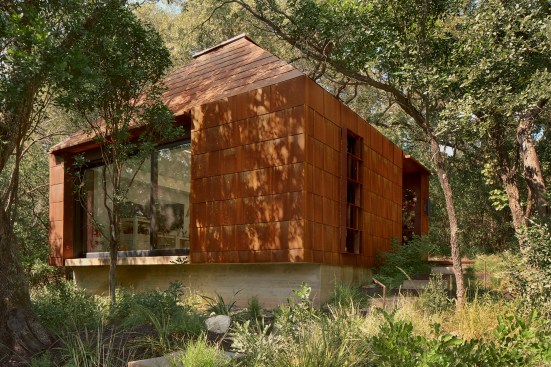 River Bend Residence. New Braunfels, Texas. Lake|Flato