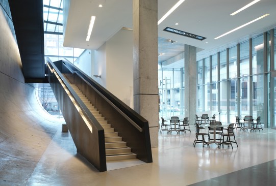 The lobby before the renovation